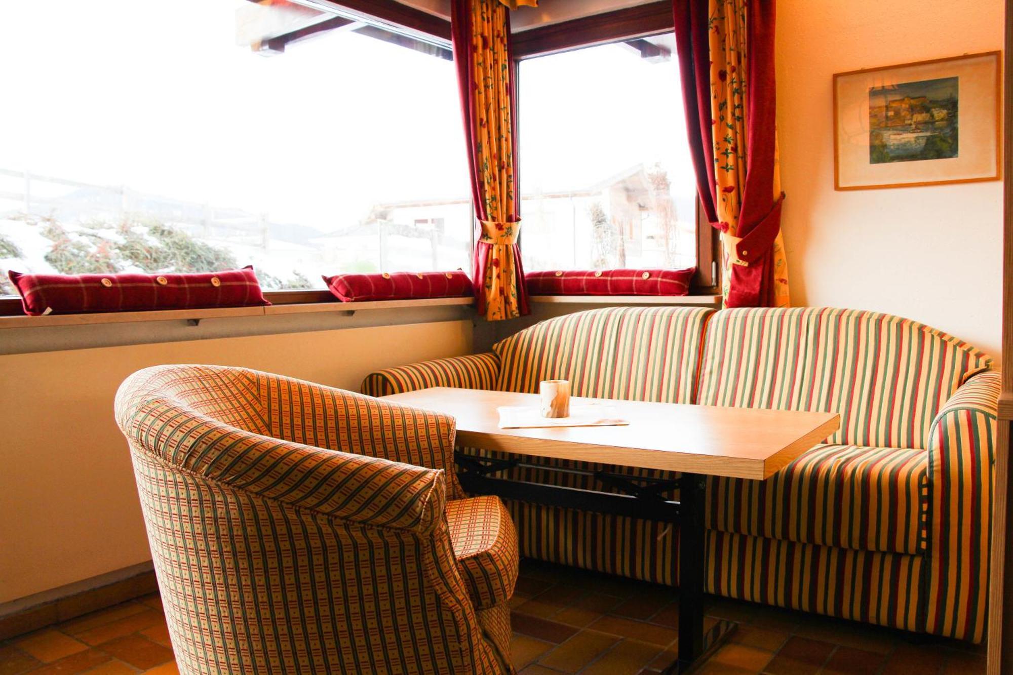 Haus Wandl Apartment Seefeld in Tirol Room photo